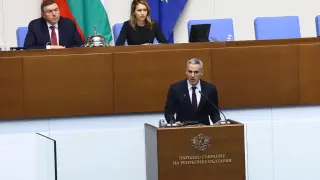 Мълва: Служебният премиер започва смяна на областните управители