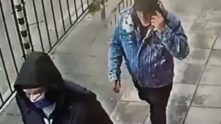 Издирват двама мъже за дръзка кражба в Нови Искър Снимки