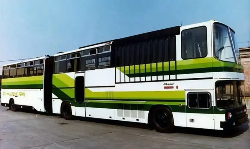 Показаха уникални автобуси Икарус Снимки