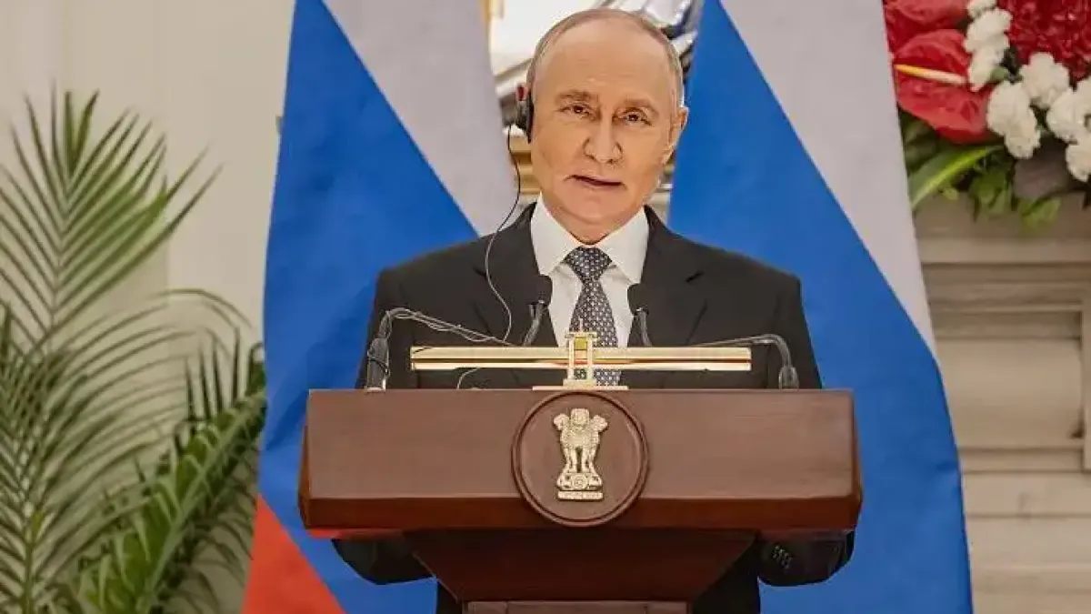 Путин изчезна мистериозно, стайни растения го издадоха