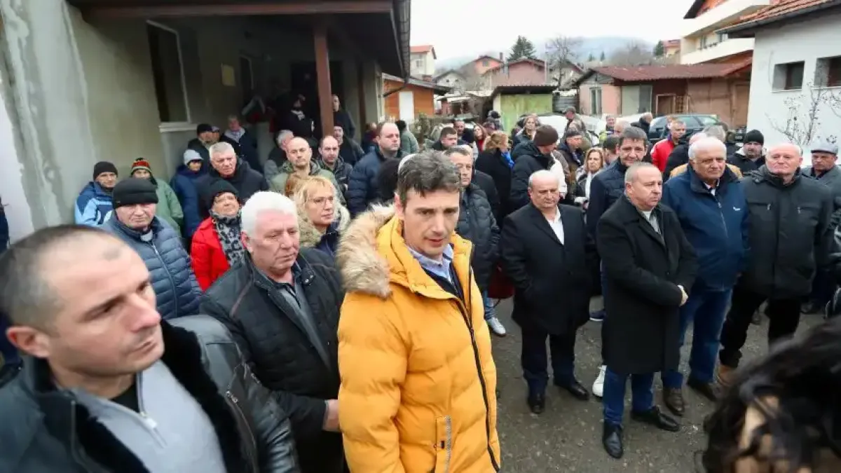 Странно съобщение по вайбър предшествало палежа на дома на кмета на Бистрица