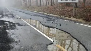 Страшна бомба със закъснител цъка по този живописен маршрут