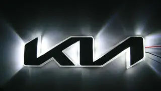 Kia представи нов бюджетен кросоувър на ток Снимки