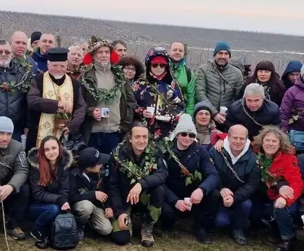 Мерзост! Панев се опитва да замете следите от "Петрохан" с димка за Пеевски