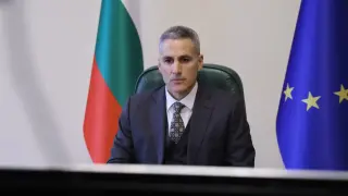 В последния ден на Гюров: България предаде на ЕК план за отказ от руски газ
