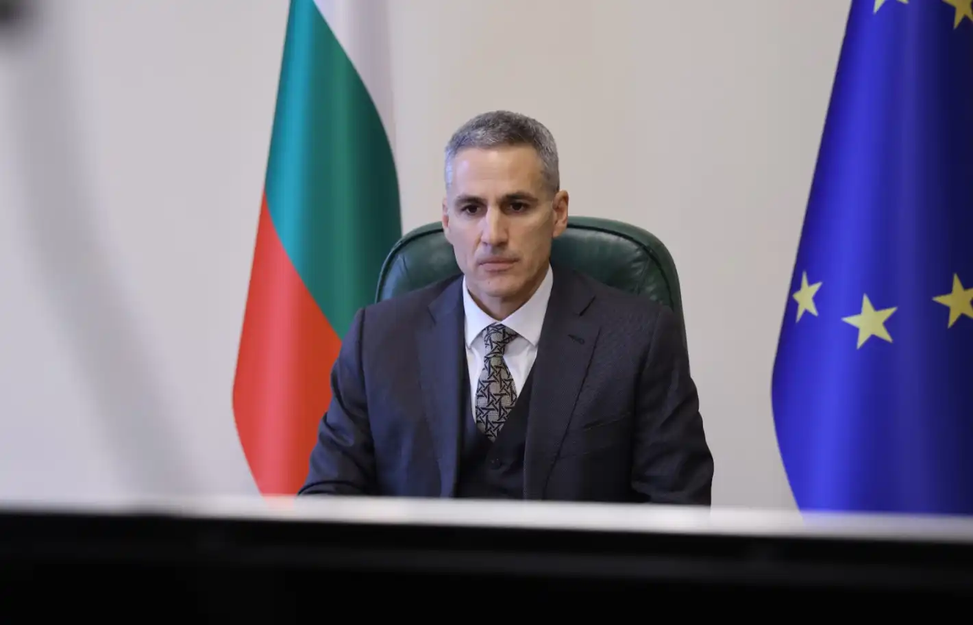 Андрей Гюров, служебен премиер