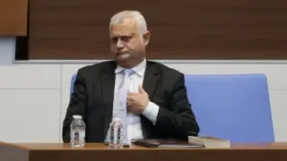 Хаос в МВР: След чистката Дечев спря и всички конкурси Документ