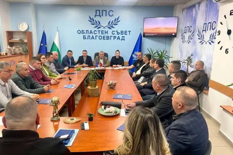 Областният съвет на ДПС – Благоевград единодушно номинира Делян Пеевски за водач на листата за народни представители