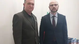 Цирковата шпицкоманда БОЕЦ