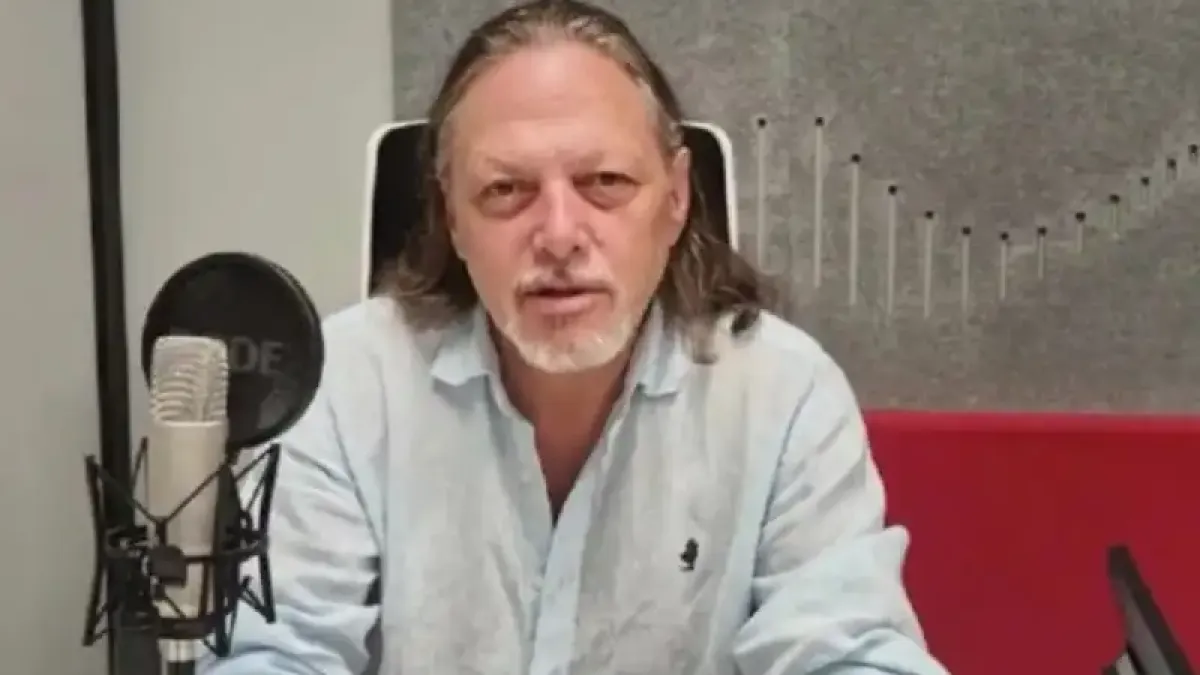 „Надгробен камък за БСП и тежки щети за ПП-ДБ“: Алгафари с мрачна прогноза за политическото бъдеще