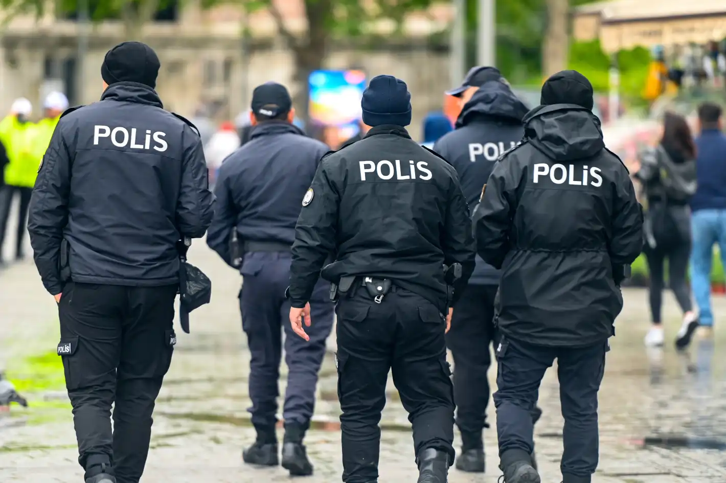 Турция си върна от чужбина 41 бегълци от закона, 5-ма - хванати в България