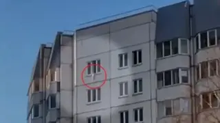 18-месечно бебе оцеля след падане от 33 метра