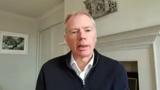 Бивш посланик в Иран: Смяната на режима ще е много трудна заради липса на организирана опозиция