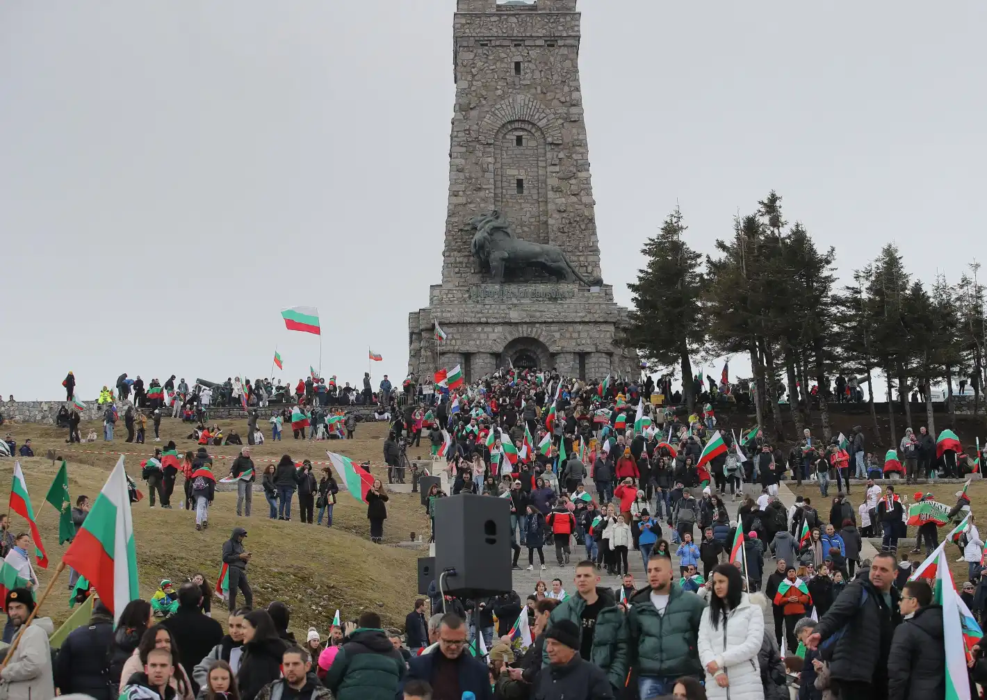 Хотели канят на Шипка за 3 март - 200 евро, за дете безплатно