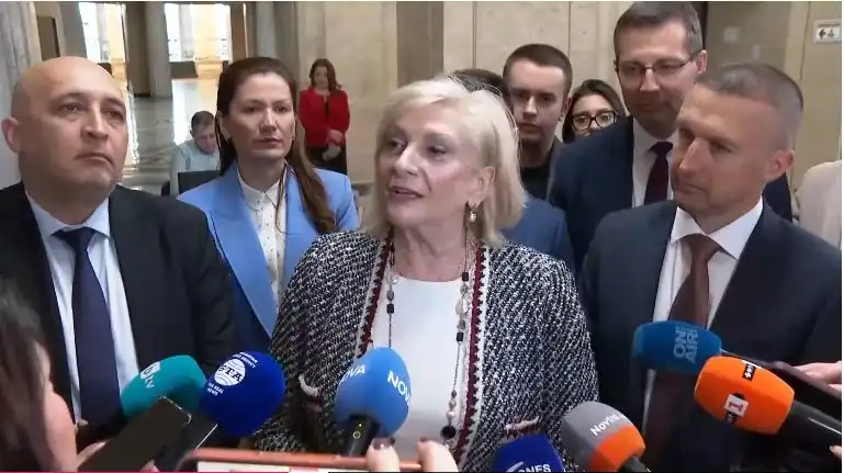 ДПС се регистрира за изборите: Ще направим кампания за позитивното бъдеще на България БЛИЦ Live