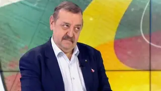 Проф. Кантарджиев разказа за тежката си рода, оплака се за скапани чушки и посочи най-хубавия природен пробиотик