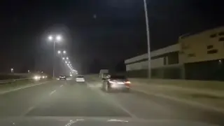 Опасно състезание на входа на Пловдив: Две коли хвърчат с безумна скорост
