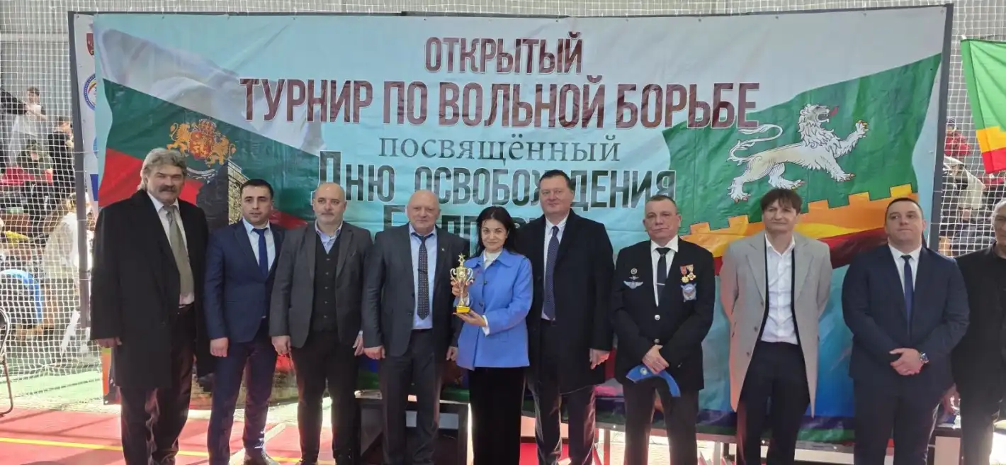Росица Кирова вдигна духа на българите в Тараклия за 3 март