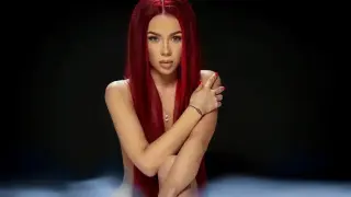 Фолкпевицата Симона се показа по прашки и подлуди феновете Снимки 18+