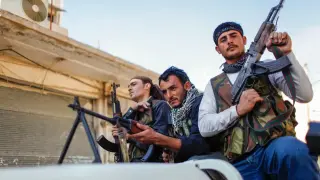 CNN: Въоръжени от ЦРУ кюрди атакуват по земя Иран до дни