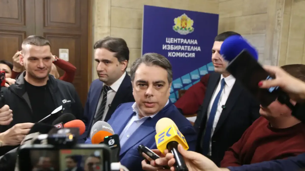 Драмата "Манол Пейков" приключи! Пловдив или Хасково: Асен Василев обяви решението си