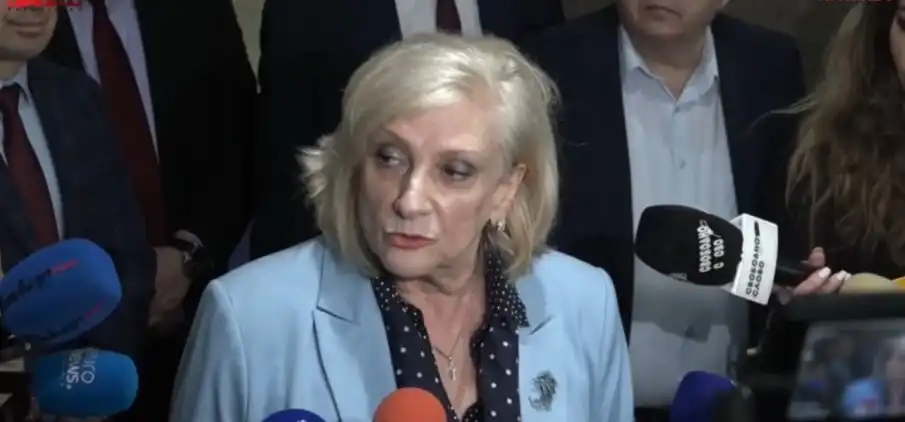 ДПС-Ново начало с призив на Йотова: Вие сте майка на кабинета, свикайте КСНС!