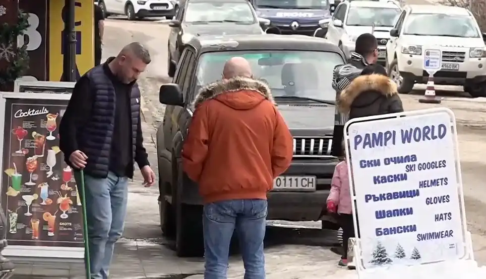 Войната разтърси родния туризъм - отменени резервации, чужденци в капан