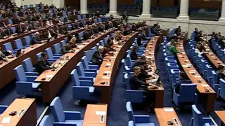 Депутатите разследват високите сметки за ток