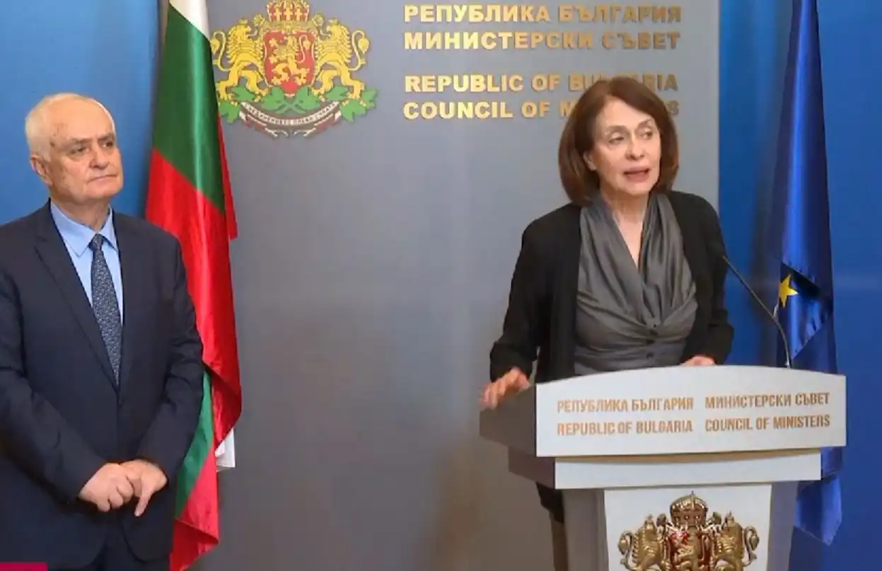 Правителството с последни данни за евакуацията на българи от Близкия изток и срещата между Запрянов и Борисов
