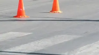 На пешеходна пътека: Дядо помете полицай и млада жена в Монтана