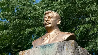 Зловеща ирония: Георги взривява паметника на Сталин в София - два дни по-късно вождът умира