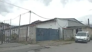 Извадиха на тезгяха базата на мастит земеделец от Банско