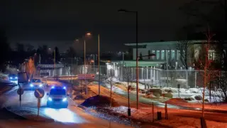 Взрив в посолството на САЩ в Осло, ракети атакуваха мисията в Багдад