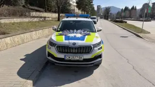 Полицаи в Смолян с нестандартни проверки на пътя