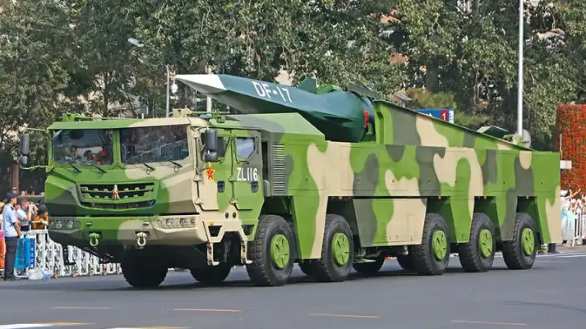 Китай показа нов вариант на хиперзвуковата ракета DF-17 - „Убиец на самолетоносачи“