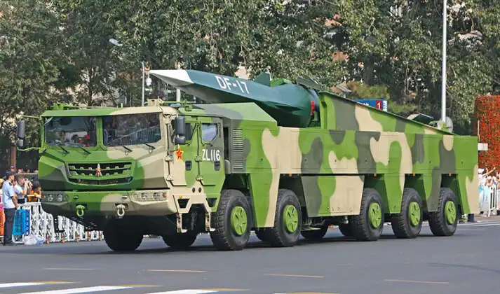 Китай показа нов вариант на хиперзвуковата ракета DF-17 - „Убиец на самолетоносачи“