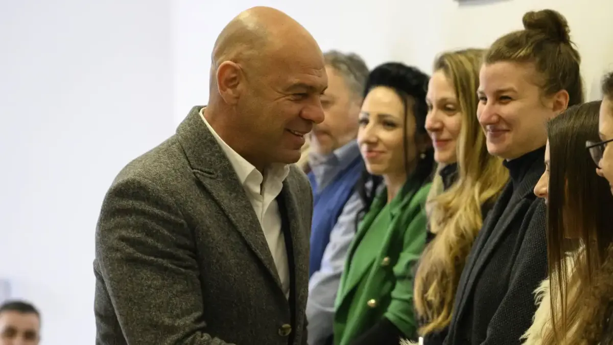 Кметът на Пловдив предлага безплатен градски транспорт за всички ученици