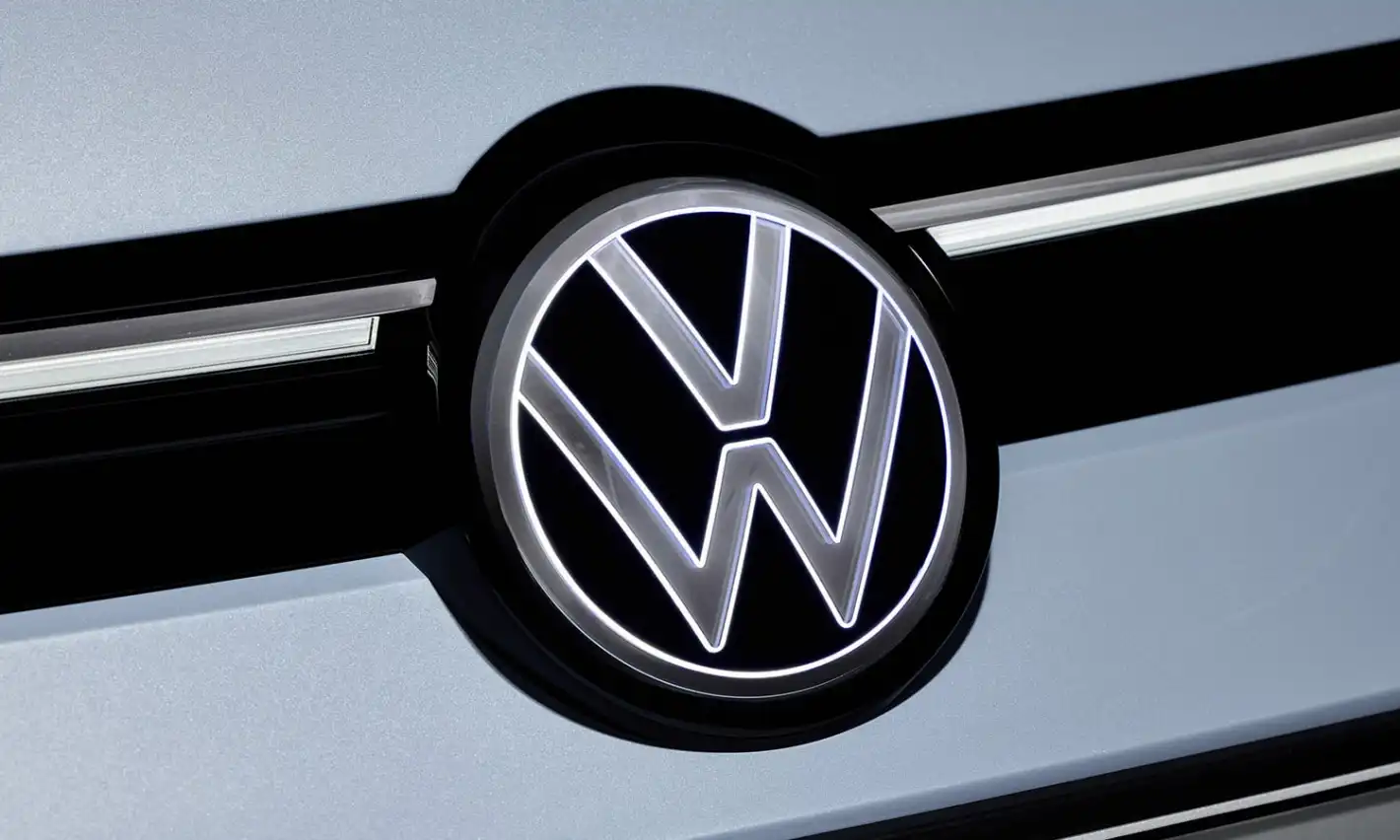 Volkswagen показа как ще изглежда Golf девето поколение