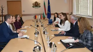 Министър Щонова и посланикът на Германия обсъдиха инвестициите и икономическото сътрудничество