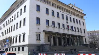 Управителят на БНБ със заплата от 14 хил. евро