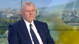 Румен Христов за реденето на листите: Намирането на 300-400 души без "петна" не е лесна работа