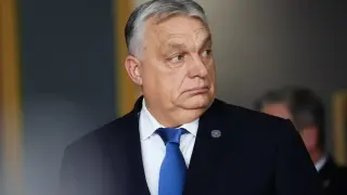 Политическото напрежение в Унгария расте заради разследване на Сиярто