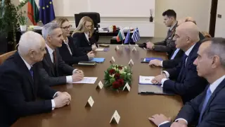 Гръцки министър: Наш дълг беше да подкрепим България срещу заплахата от Иран