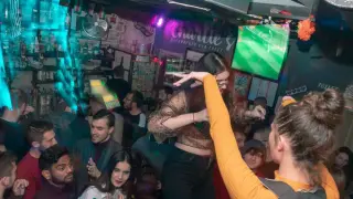 Балканска парти дестинация затяга правилата за алкохола преди новия сезон