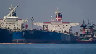 САЩ разрешиха продажбата на руски петрол, натоварен преди 12 март 2026 г.