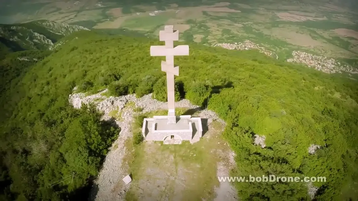 Възстановяват осветлението на паметника на връх Околчица
