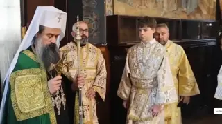 Патриарх Даниил отслужи литургия по повод две години от кончината на Неофит:  Беше образец на смирение