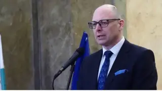 Зам.-министър Божилов: Американските самолети-цистерни на "Васил Левски" ще бъдат преместени