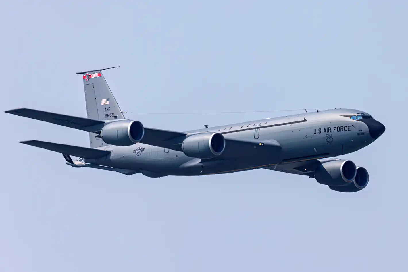 Пентагонът обяви имената на шестимата загинали при катастрофата на KC-135 в Ирак