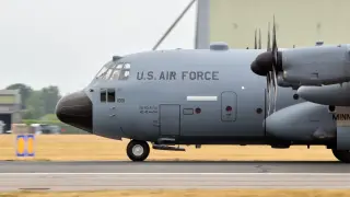US военни самолети кацат и край Варна